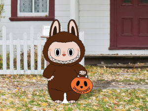 Labooboo trick or treat lawn sign