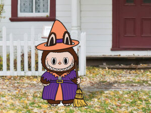 Labooboo witch Halloween lawn decor